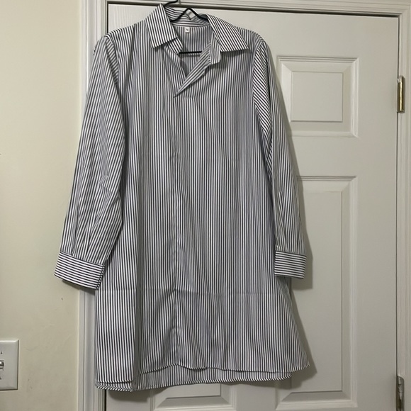 Navy vest - Picture 3 of 3